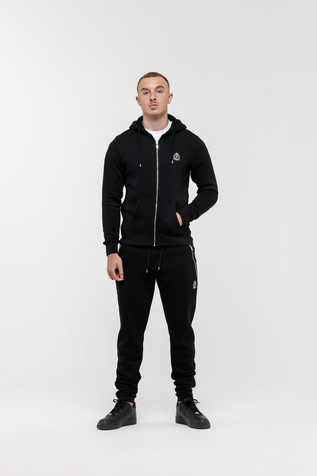 Benjart HRH Classic Zip Joggers in black, back view