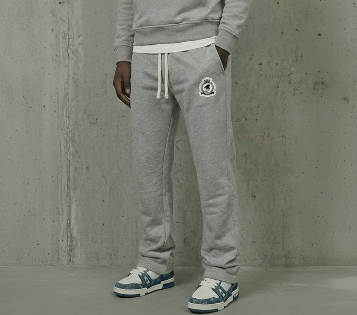 Benjart Chenille Badge Joggers in melange grey, front view