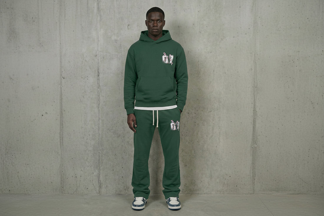 Benjart Scatter Hood in green, front view