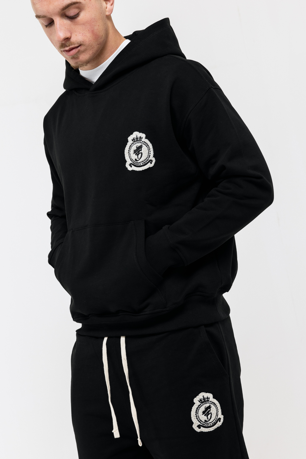 Chenille Badge Pullover - Black