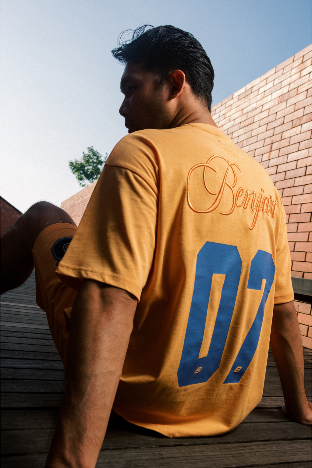 Cursive T-Shirt - Orange