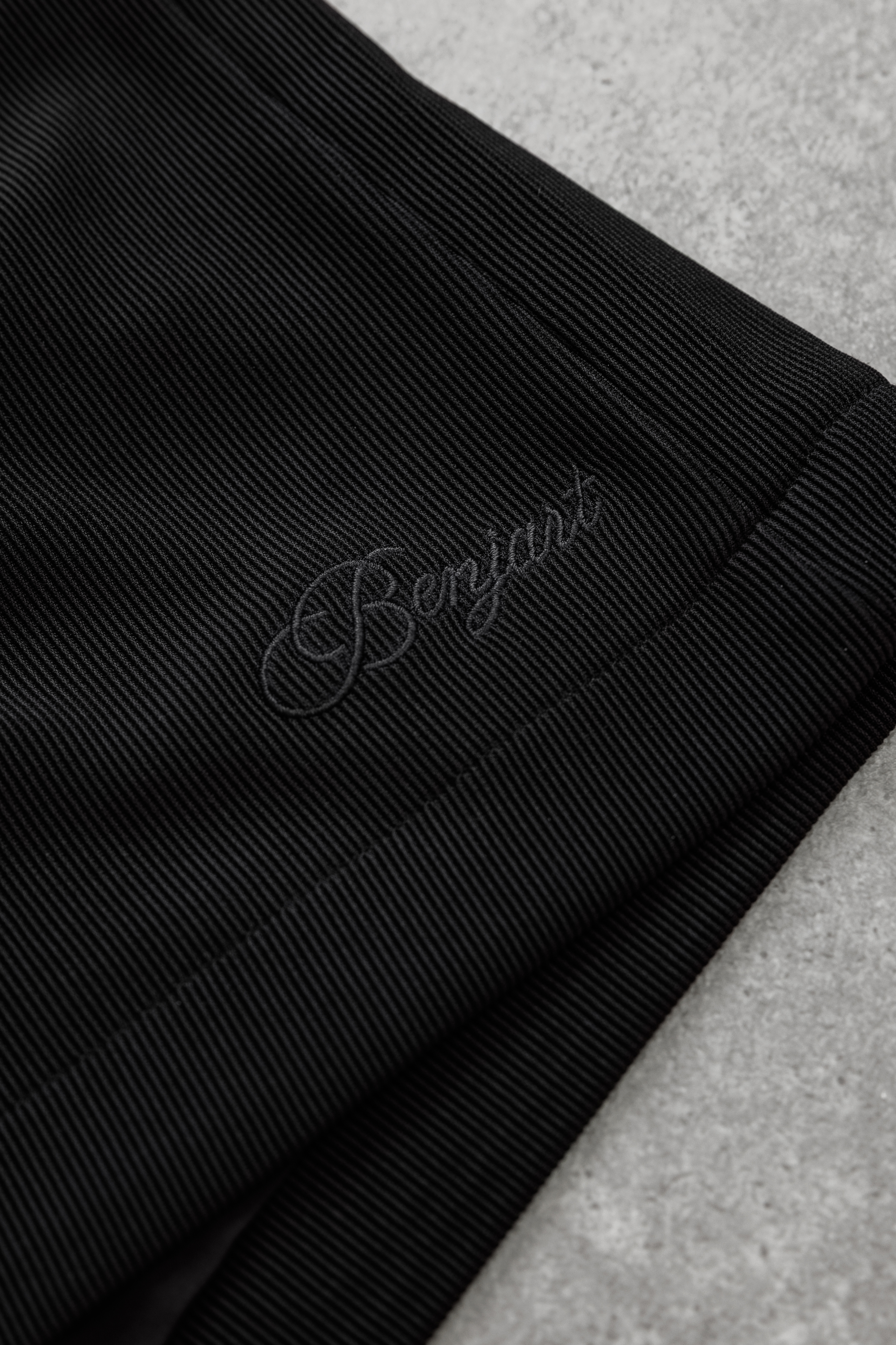 Benjart Resort Shorts - Black