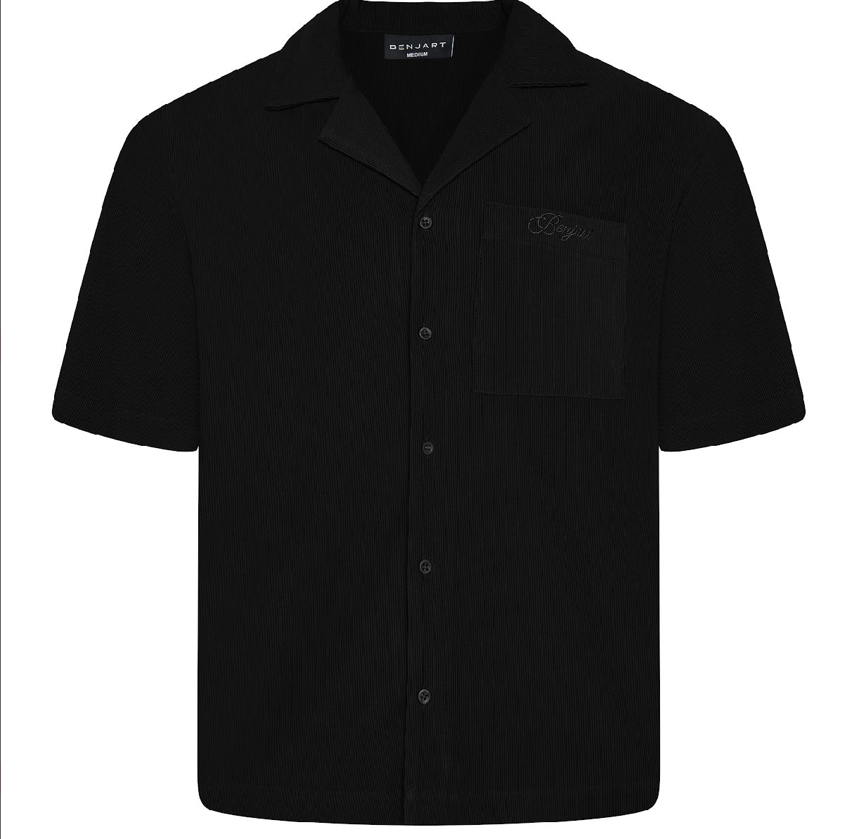 Benjart Resort Shirt in black, front view