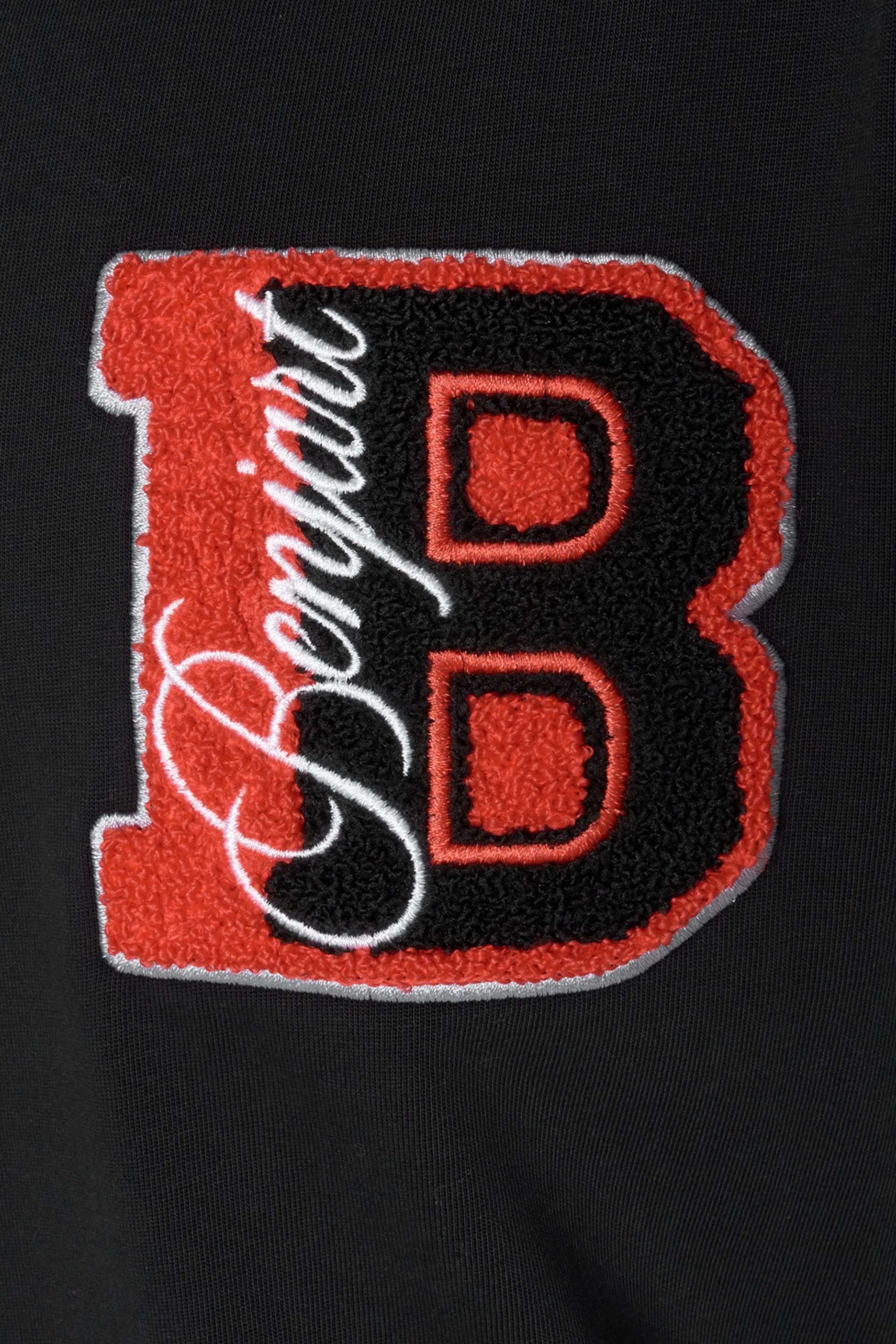 Cursive T-Shirt - Black/Red