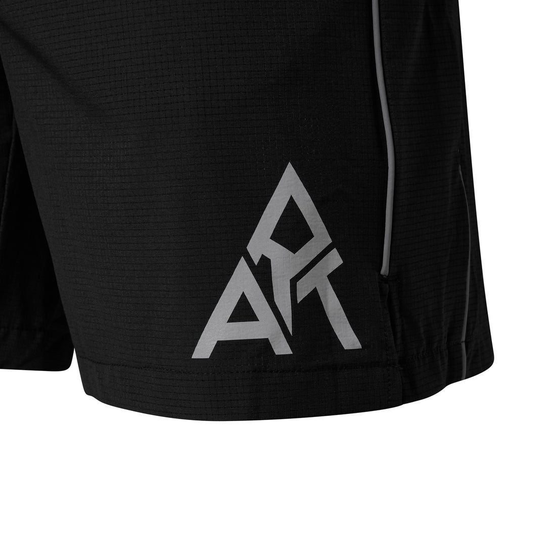 Benjart ART Sport Runner Shorts in black, detail view