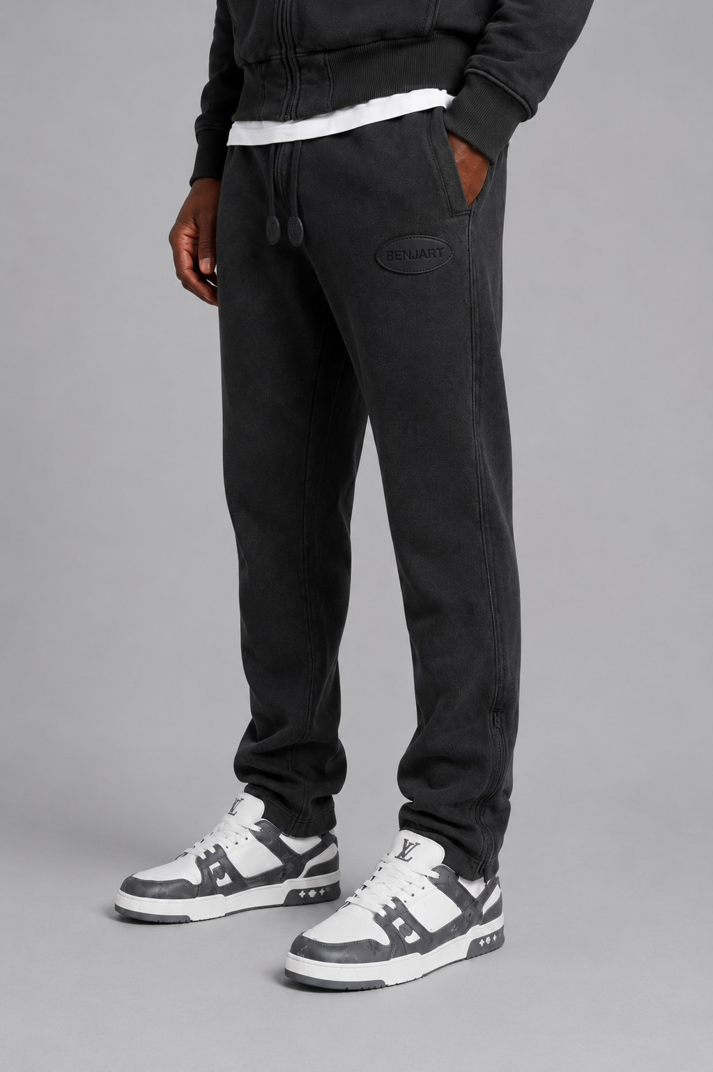 Benjart Stone leather Tab Jogger - Black