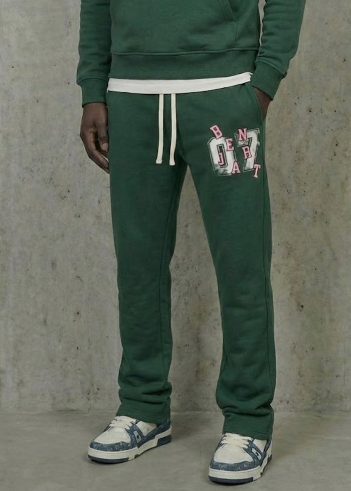 Benjart Scatter Joggers in green, front view