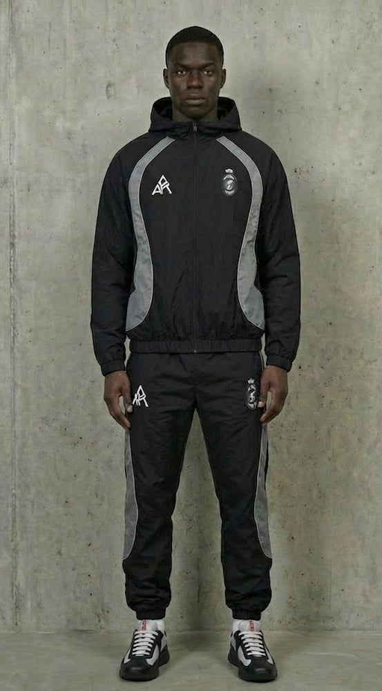 Benjart ART FC Shell Hood in black, logo detail