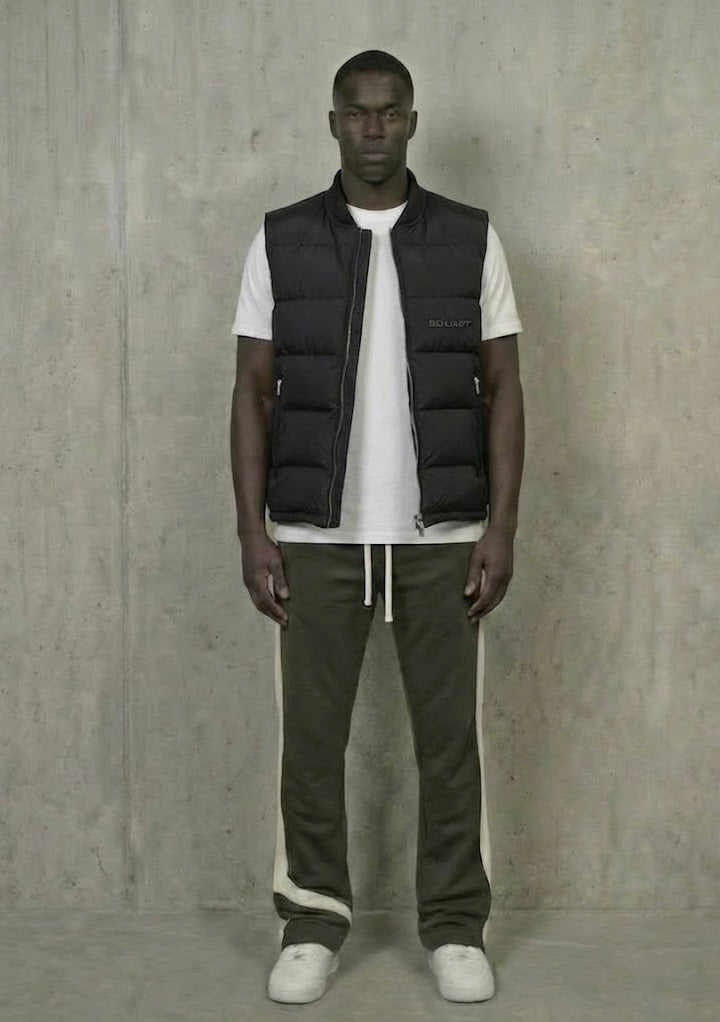 Benjart Cartier Tactical Gilet in black, front view
