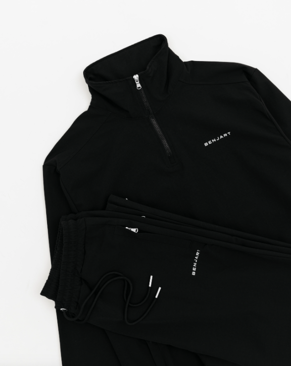 Benjart Nylon Quarter Zip - Black