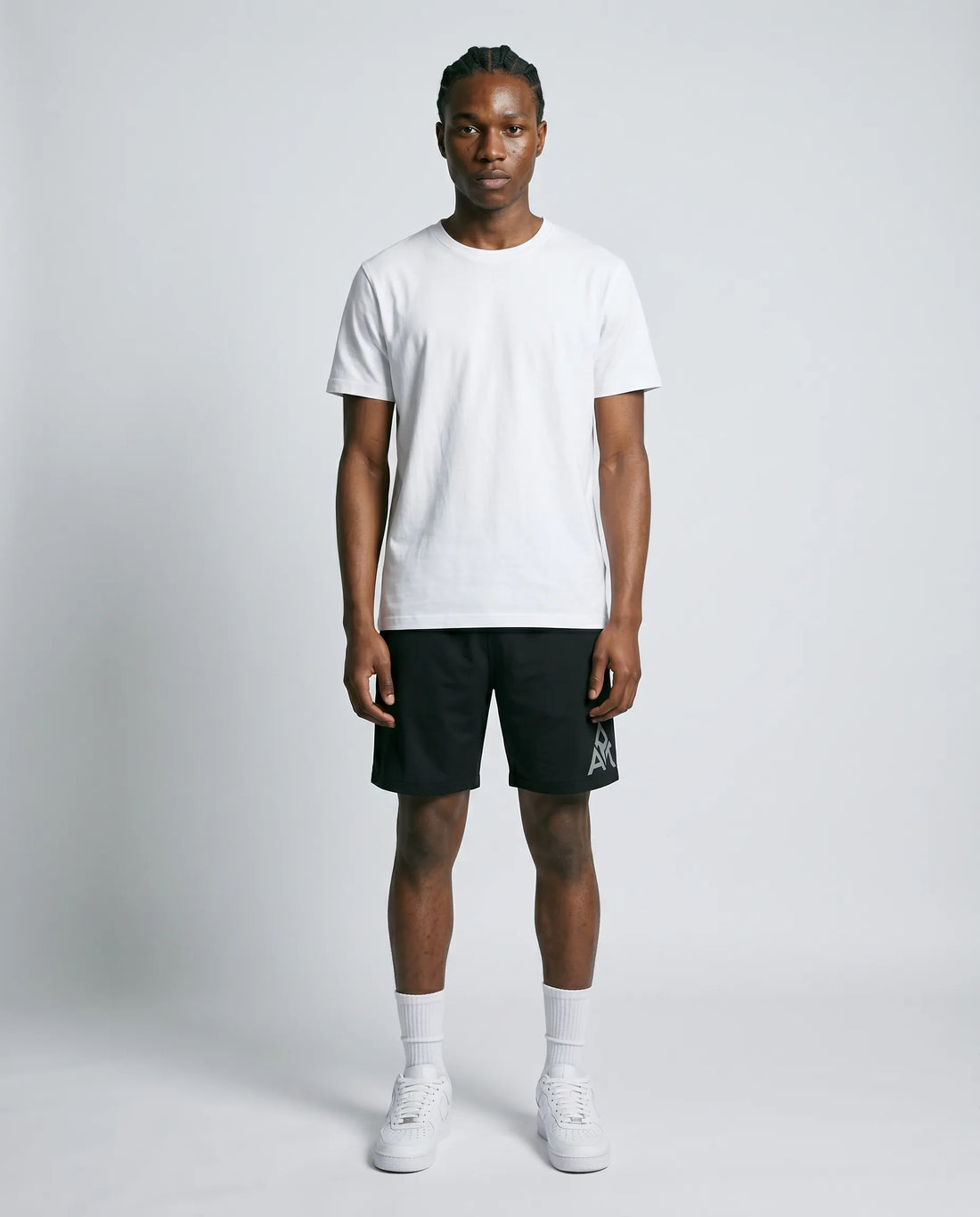 Benjart ART Sport Runner Shorts in black, front view