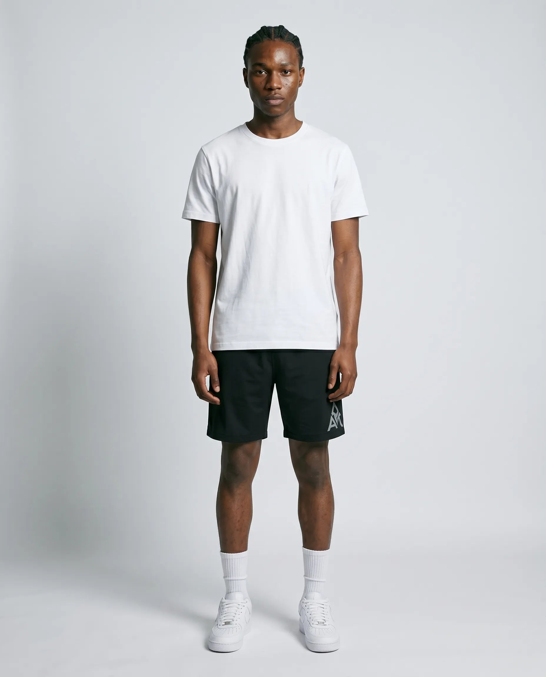 Benjart ART Sport Runner Shorts in black, front view