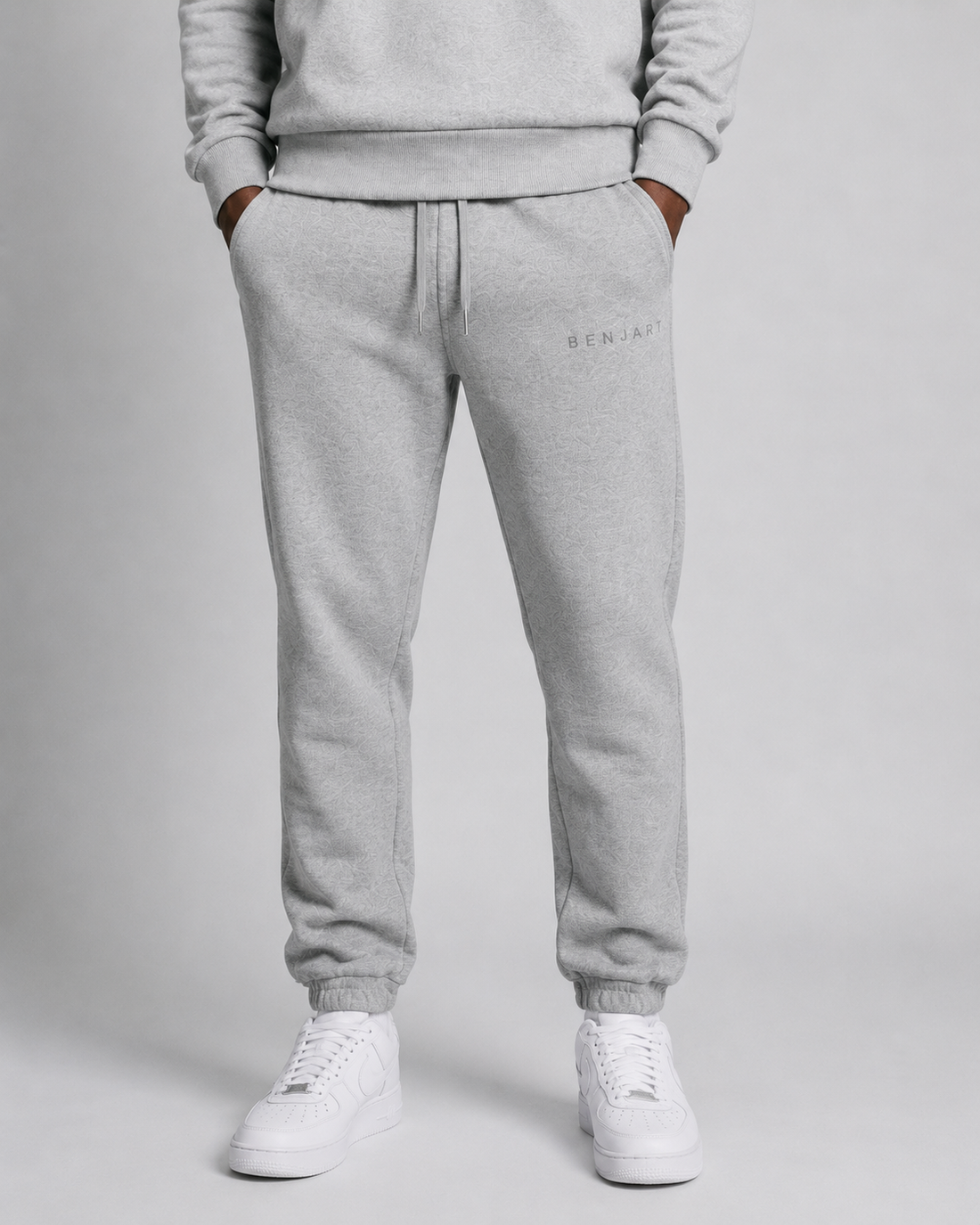 Benjart Blanks Joggers in grey, front view