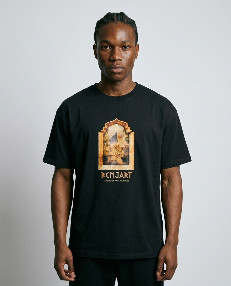 Pyramid T-shirt - Black