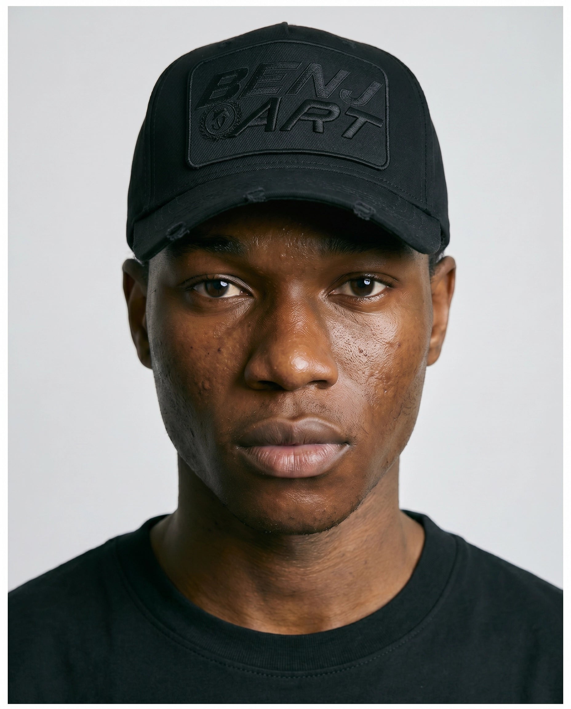 Benjart Multi ART Cap in triple black, front view