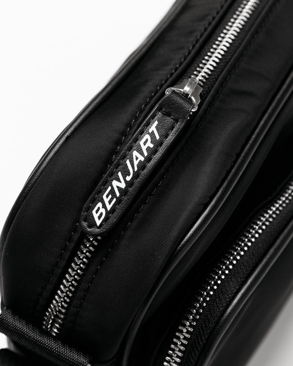 Nylon Outdoor Messenger Bag - Black